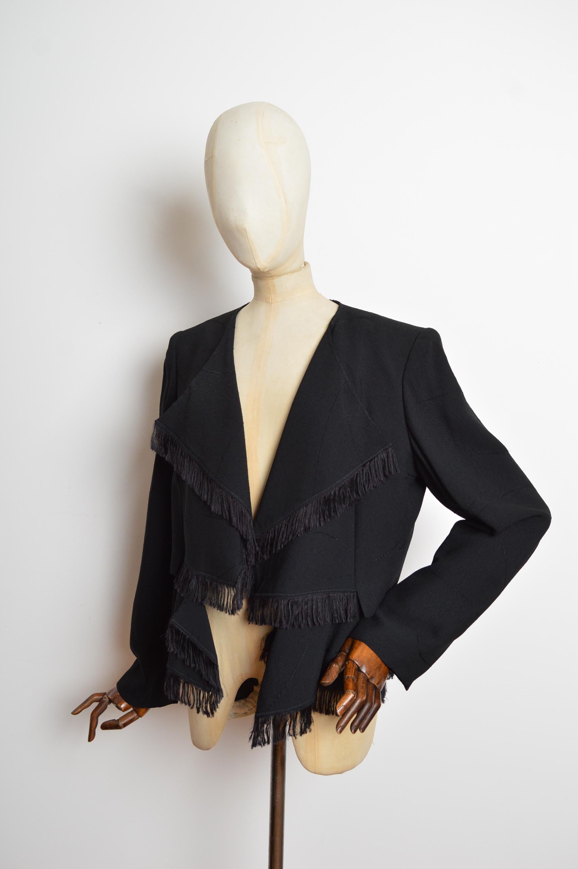 S/S 2015 CHLOÉ by Clare Waight Keller Fringed Black Tailored Crop Blazer Jacket im Angebot 2
