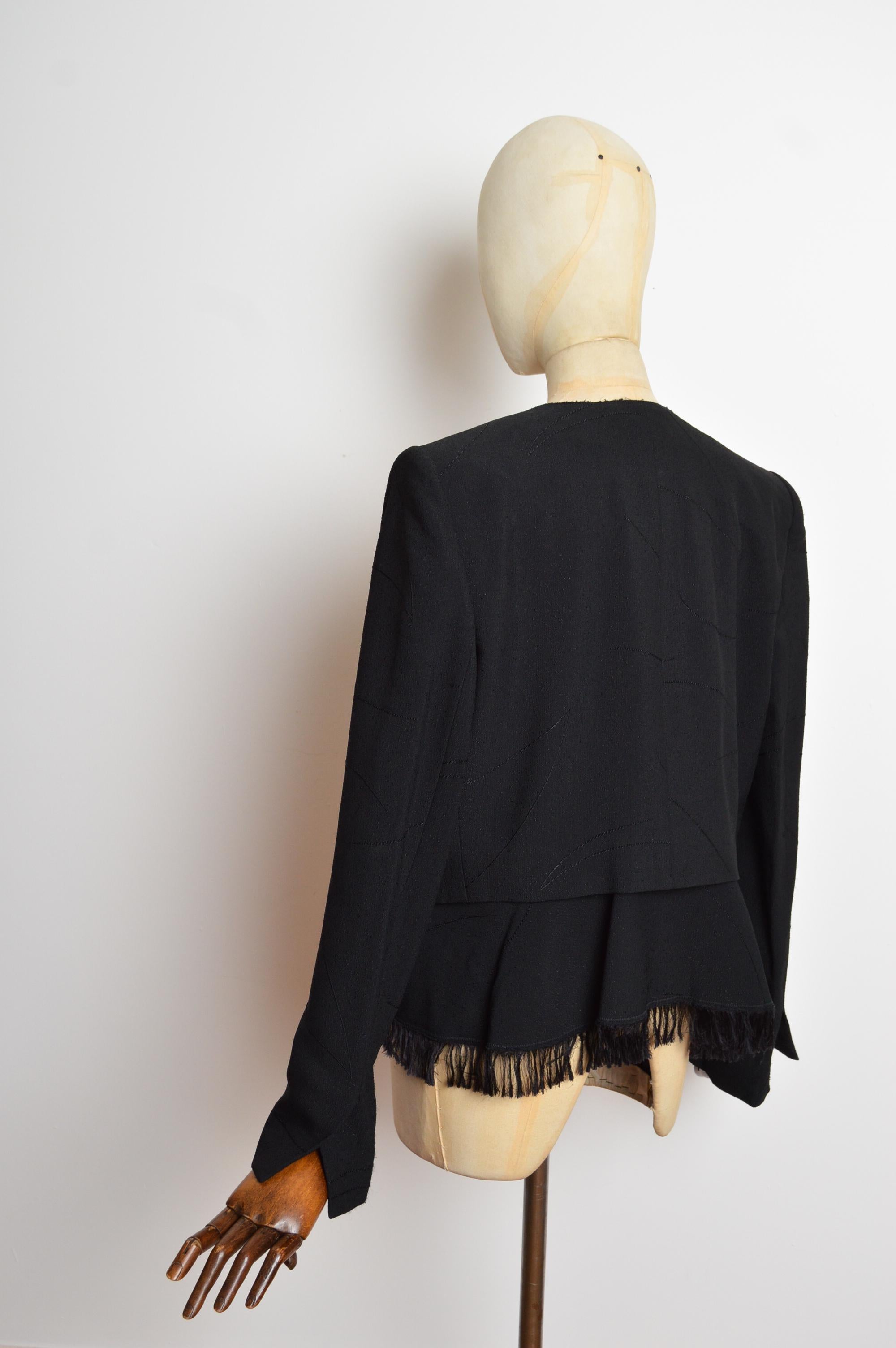 S/S 2015 CHLOÉ by Clare Waight Keller Fringed Black Tailored Crop Blazer Jacket im Angebot 4