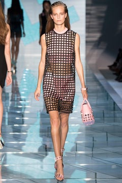 S/S 2015 look # 11 VERSACE PERFORATED PATENT PINK LEATHER BAG