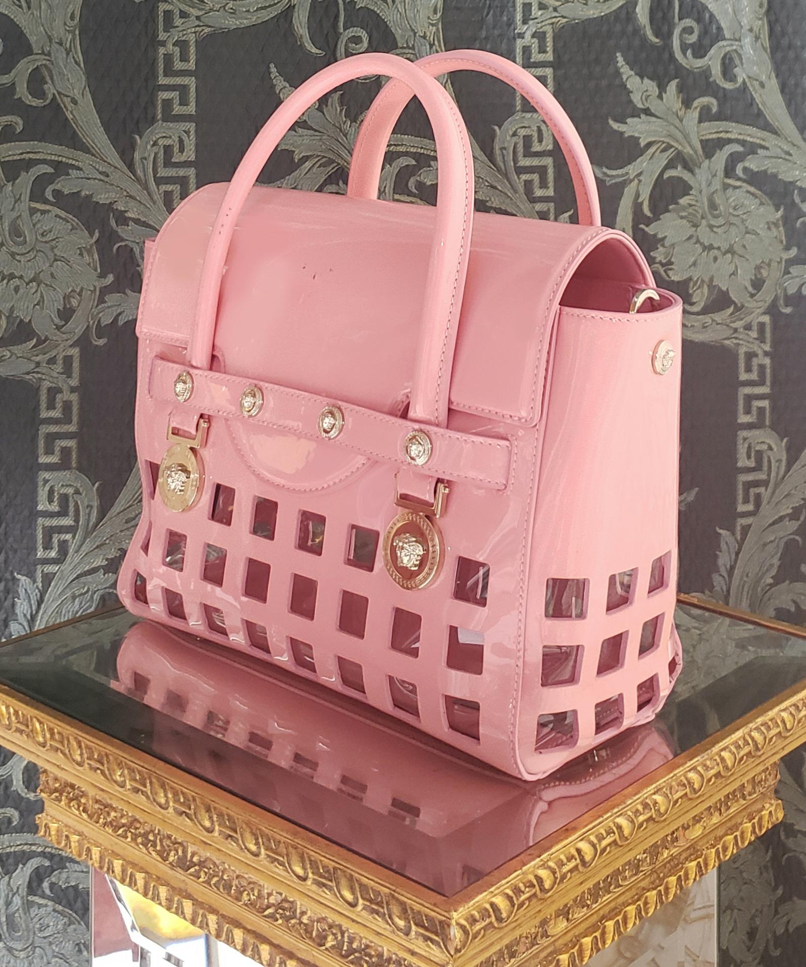 S/S 2015 look # 11 VERSACE PERFORATED PATENT PINK LEATHER BAG In New Condition For Sale In Montgomery, TX