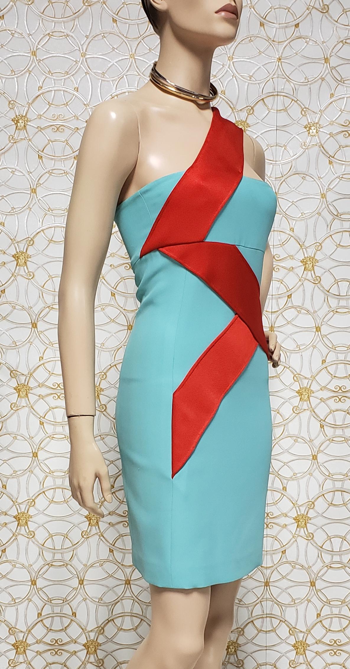 S/S 2015 look # 34 NEW VERSACE BLUE and RED SILK-CADY MINI DRESS 38 - 2  For Sale 5