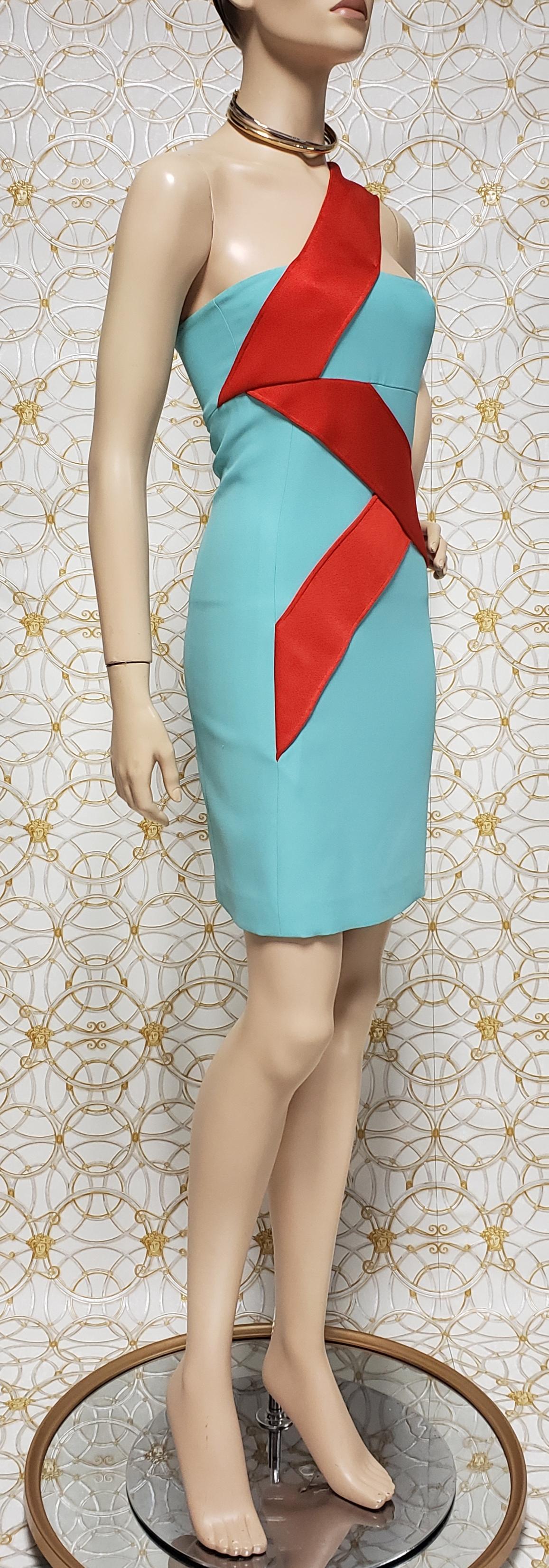 S/S 2015 look # 34 NEW VERSACE BLUE and RED SILK-CADY MINI DRESS 38 - 2  For Sale 6
