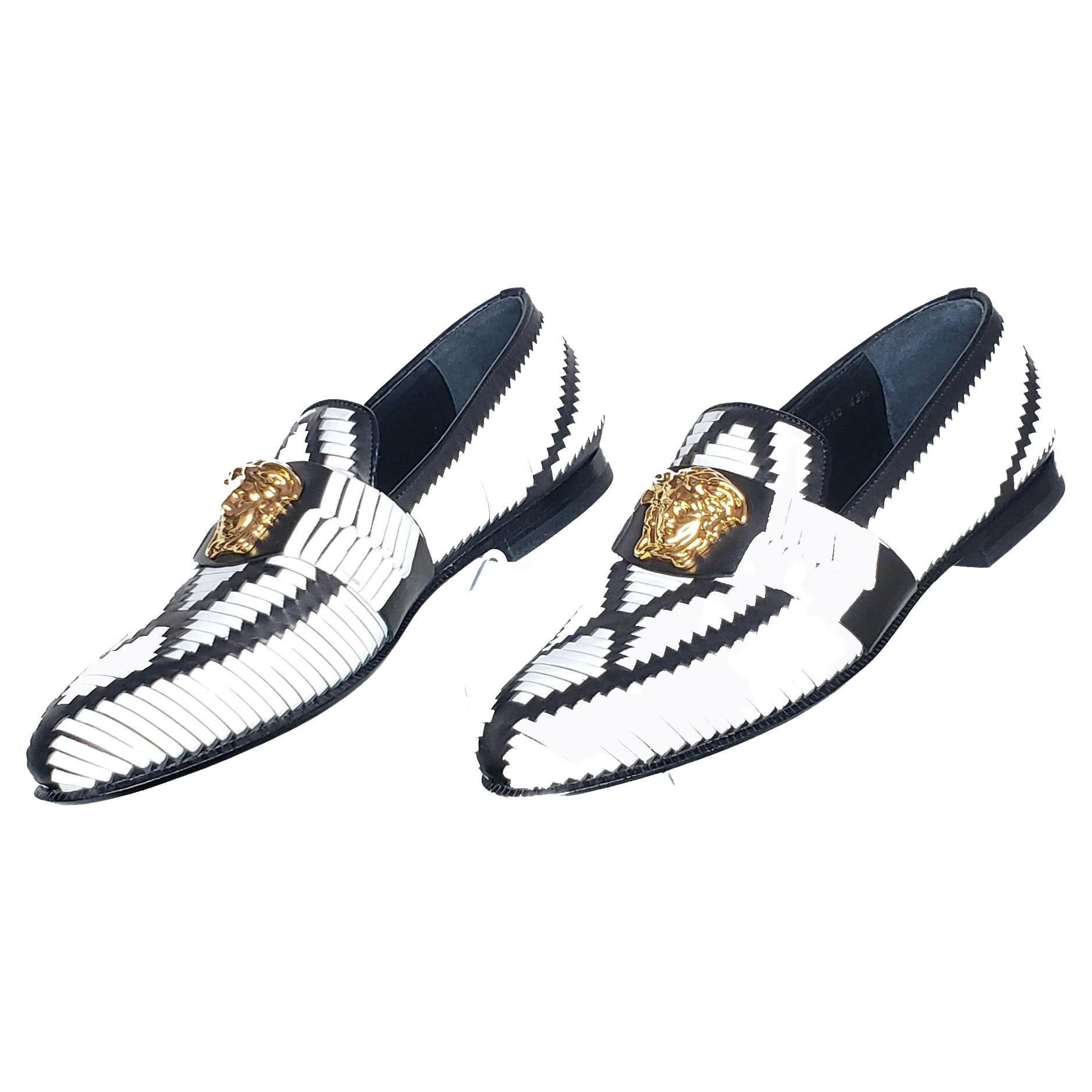 S/S 2015 Look # 38 VERSACE WOVEN BICOLOR LOAFERS Size 42.5 - 9.5 For Sale