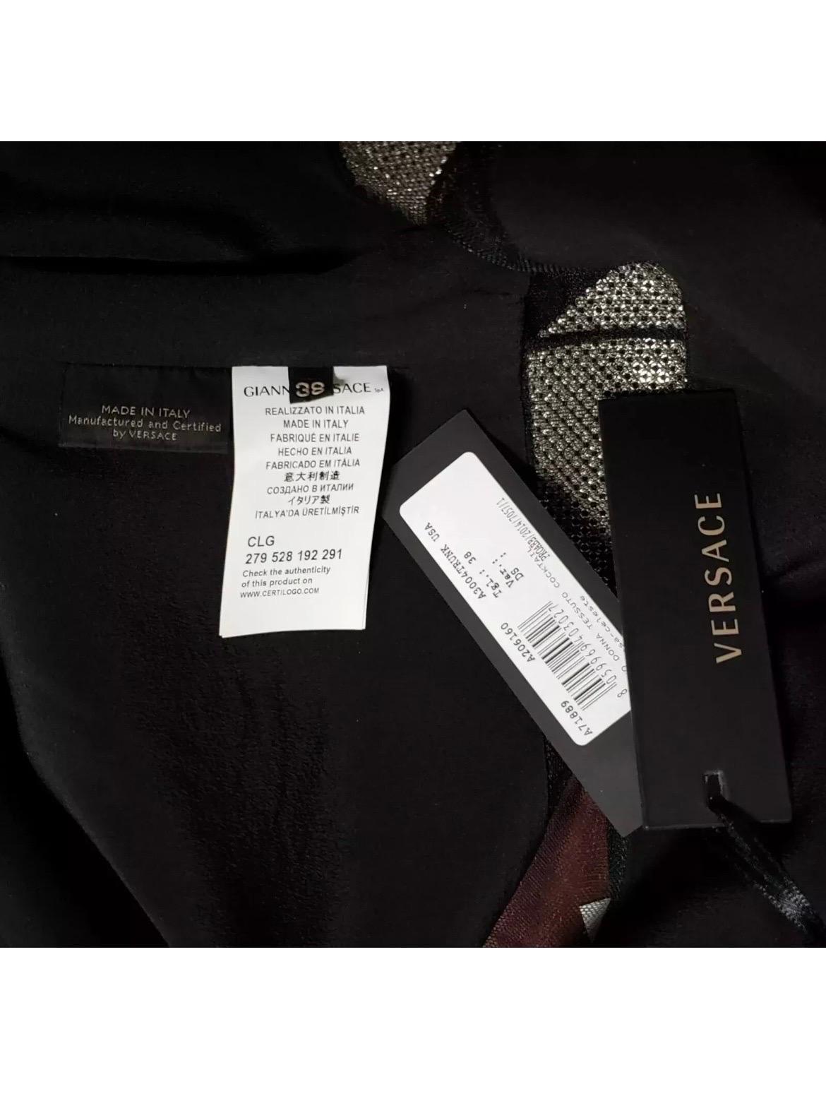 S/S 2015 Neues schwarzes Versace-Minikleid mit Kristallverzierung 38 - 2 im Zustand „Neu“ im Angebot in Montgomery, TX