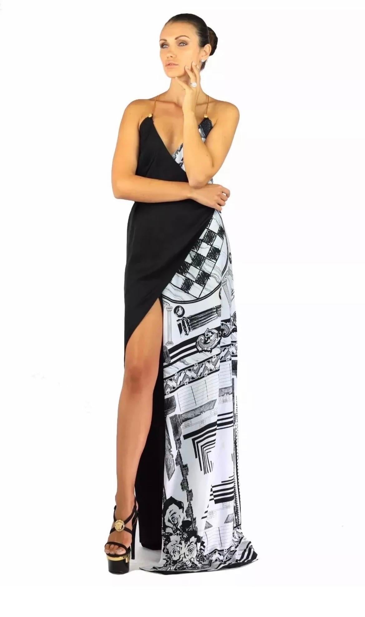 Black S/S 2015 Versace VERSUS + Anthony Vaccarello Iconic Print Silk Long Dress For Sale
