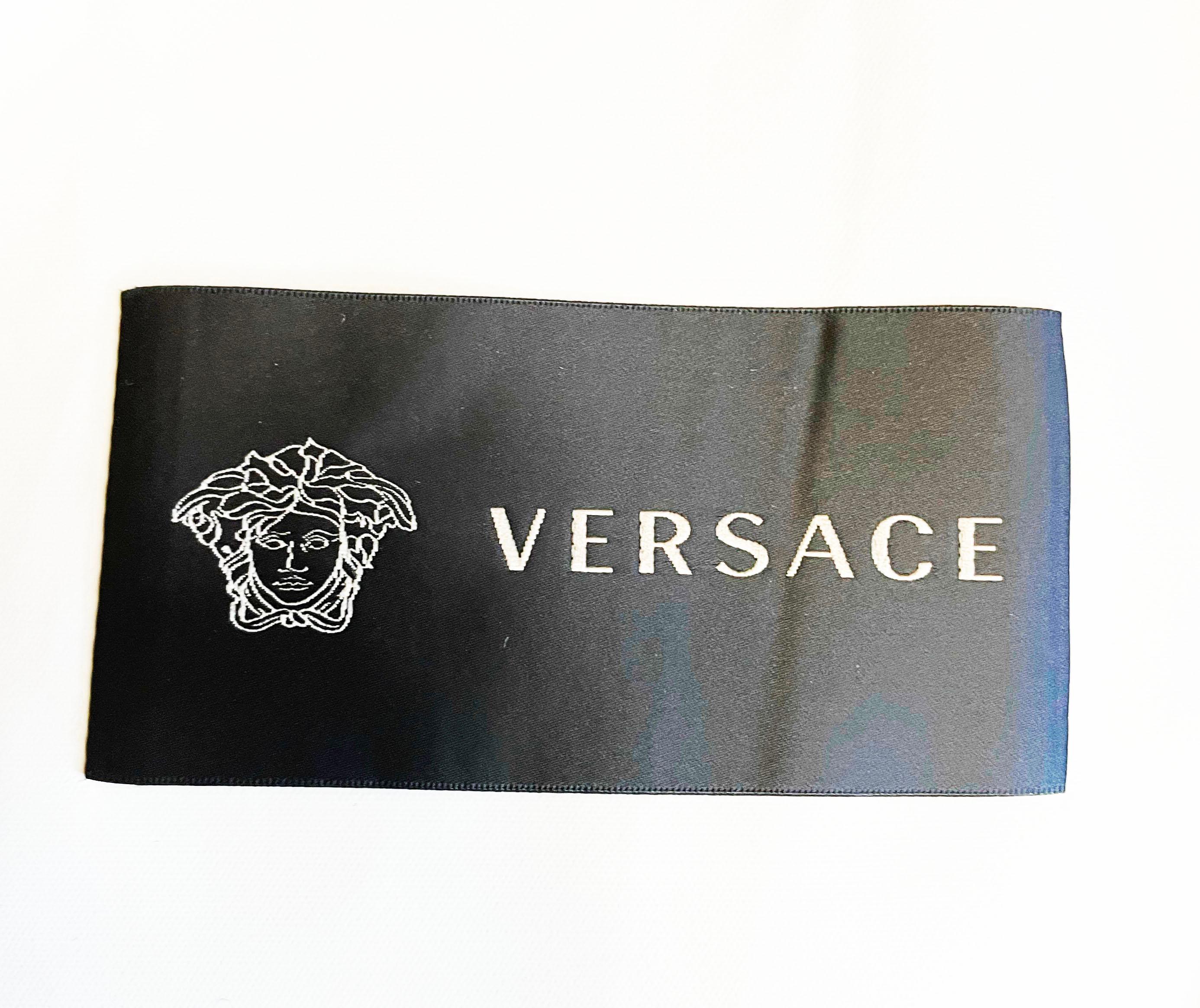 S/S 2016 L#17 NEW VERSACE BEIGE BOMBER JACKET with ZIPPER CLOSURE 50 - 40 For Sale 5