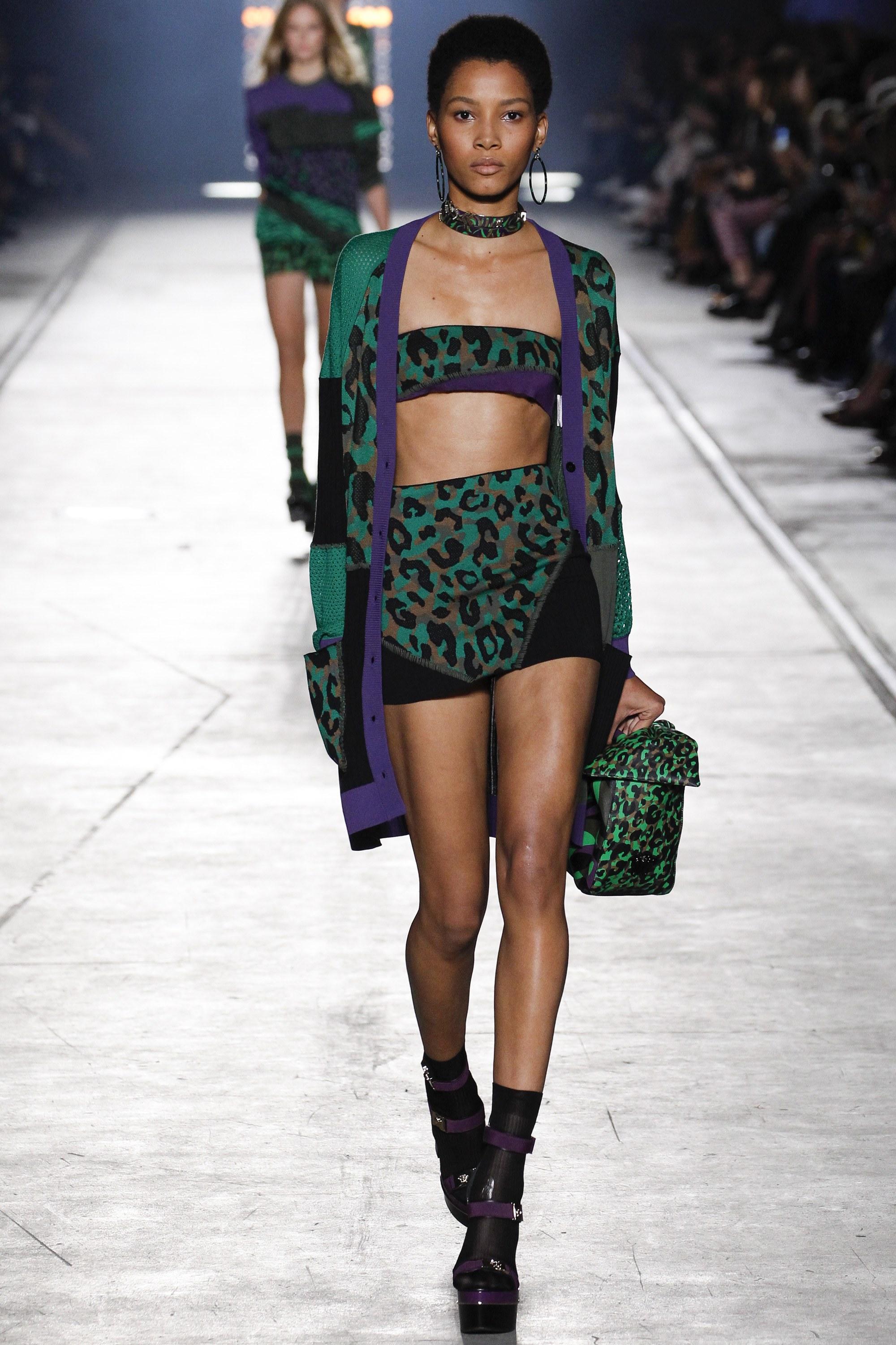 Black S/S 2016 Look # 11 NEW VERSACE GREEN MILITARY LEATHER BAG