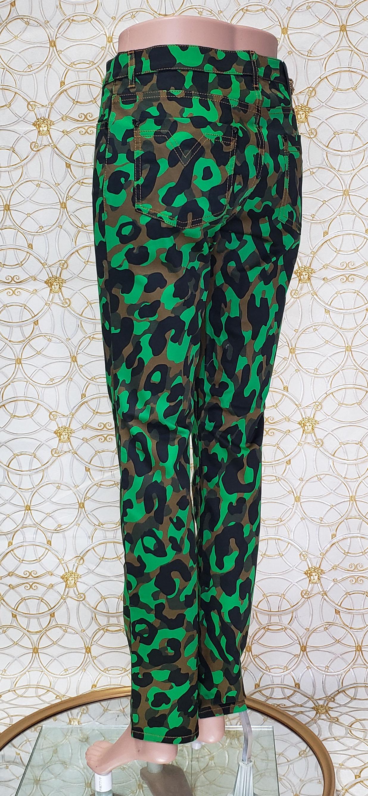 Black S/S 2016 VERSACE GREEN MILITARY PANTS size 28 For Sale