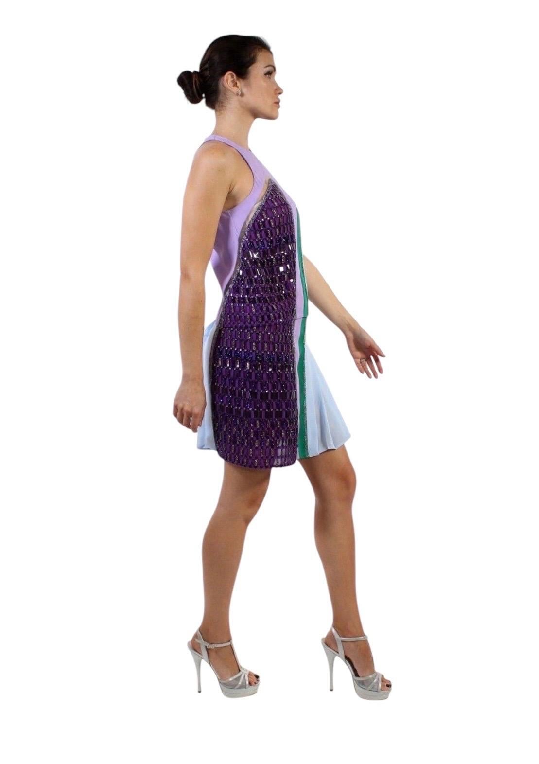 S/S 2017 Unique Versace Milan Échantillon Soie Bleu Cristal Embelli Jupe Tailleur 38 Neuf - En vente à Montgomery, TX