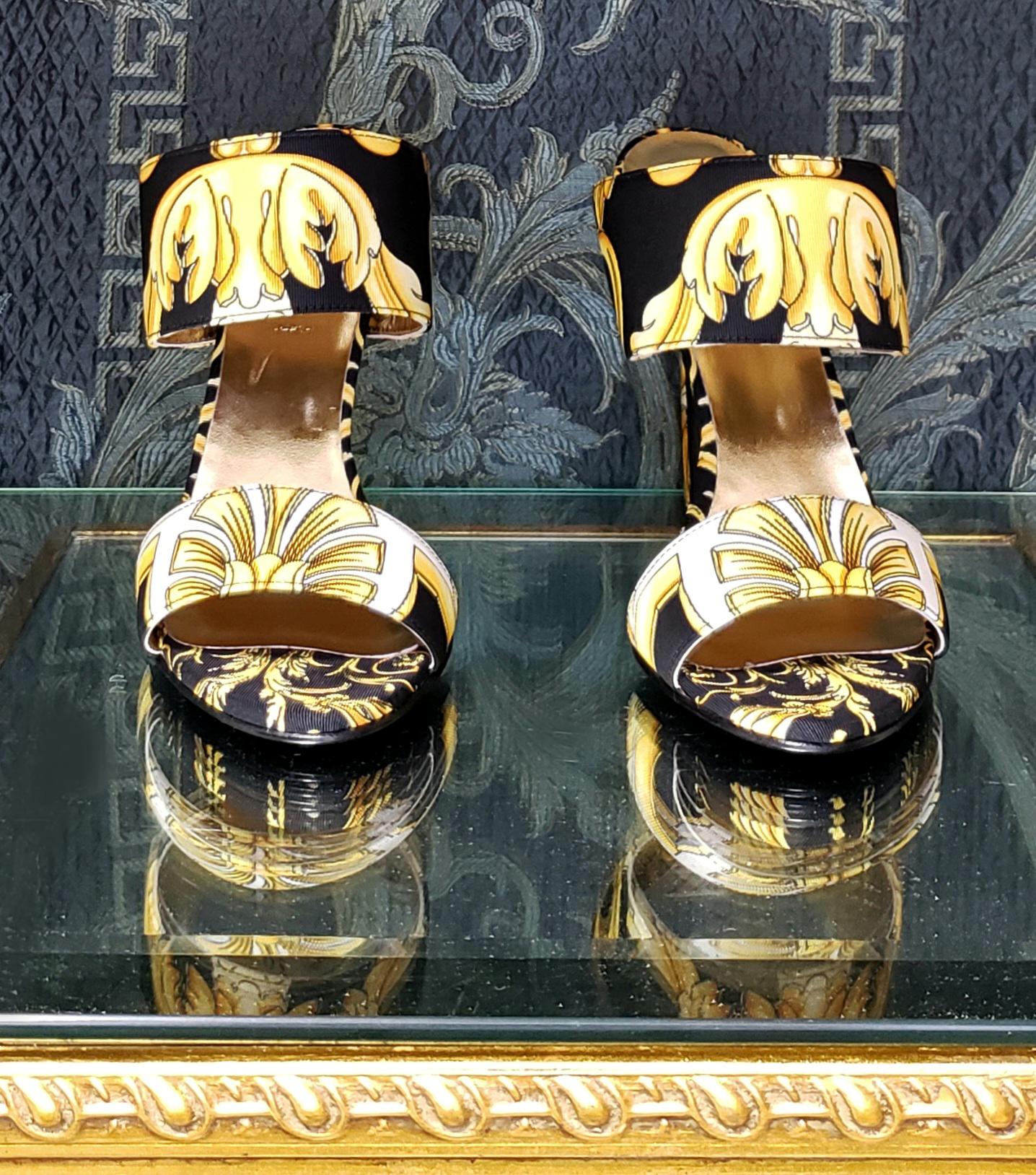S/S 2018 l-k#12 VERSACE BAROQUE TEXTILE SANDALS In GOLD and BLACK 40 2