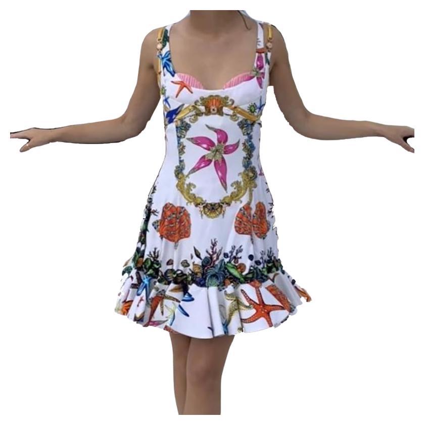  VERSACE


Collection Spring/Summer 2021 Look # 60

Closure: Zip


Made in: Italy

 IT  Size 38 - US 2


Made in Italy
Brand new, with tags!

 100% authentic guarantee 

       PLEASE VISIT OUR STORE FOR MORE GREAT ITEMS  


ves
