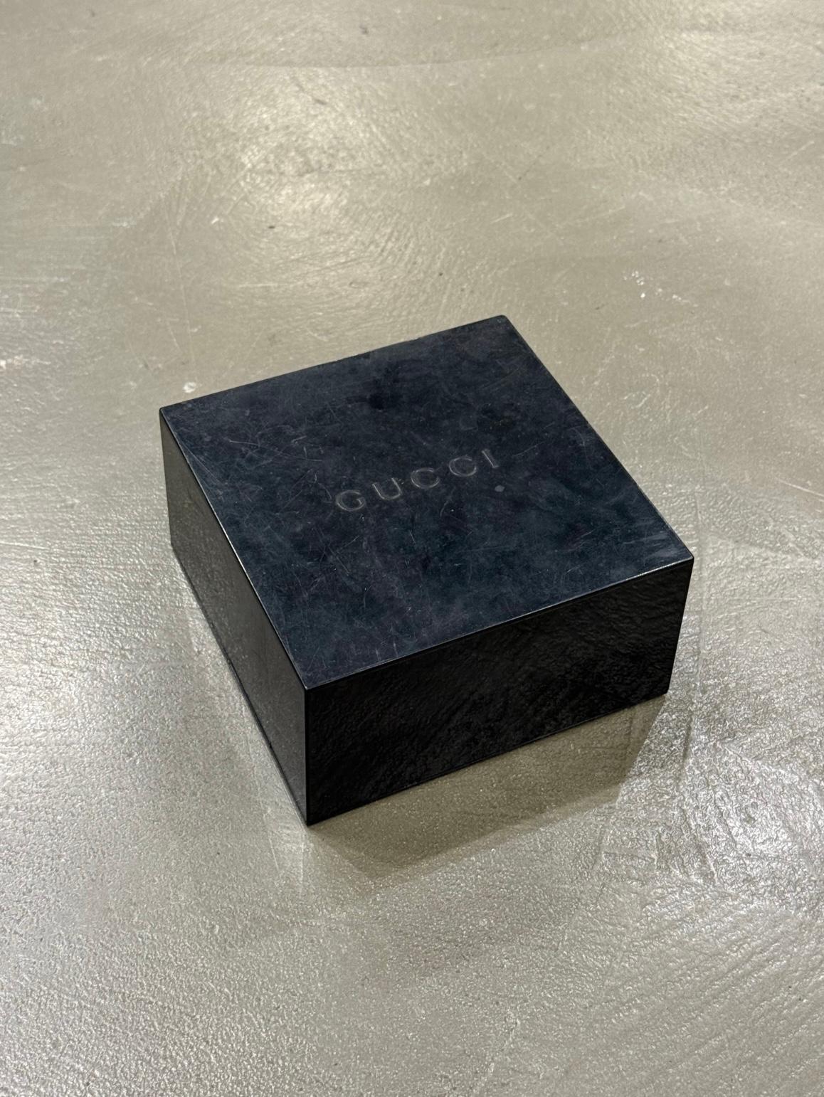 S/S1998 Gucci by Tom Ford sujetador con monograma de la pasarela con logo G de cristal en venta 3