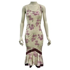 Robe en soie à motif floral et bordure en dentelle, collection Christian Dior printemps-été 1999, créée par John Galliano