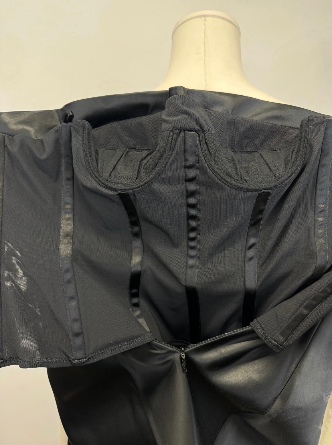 S/S2001 Gucci by Tom Ford - Robe bustier corsetée en vente 3