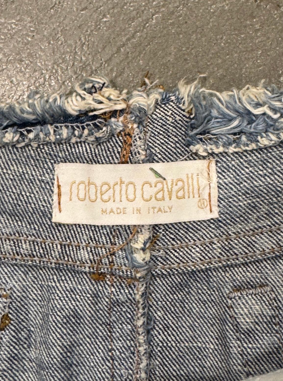 S/S2001 Roberto Cavalli Laufsteg langer Jeansrock mit goldenen Details im Angebot 2