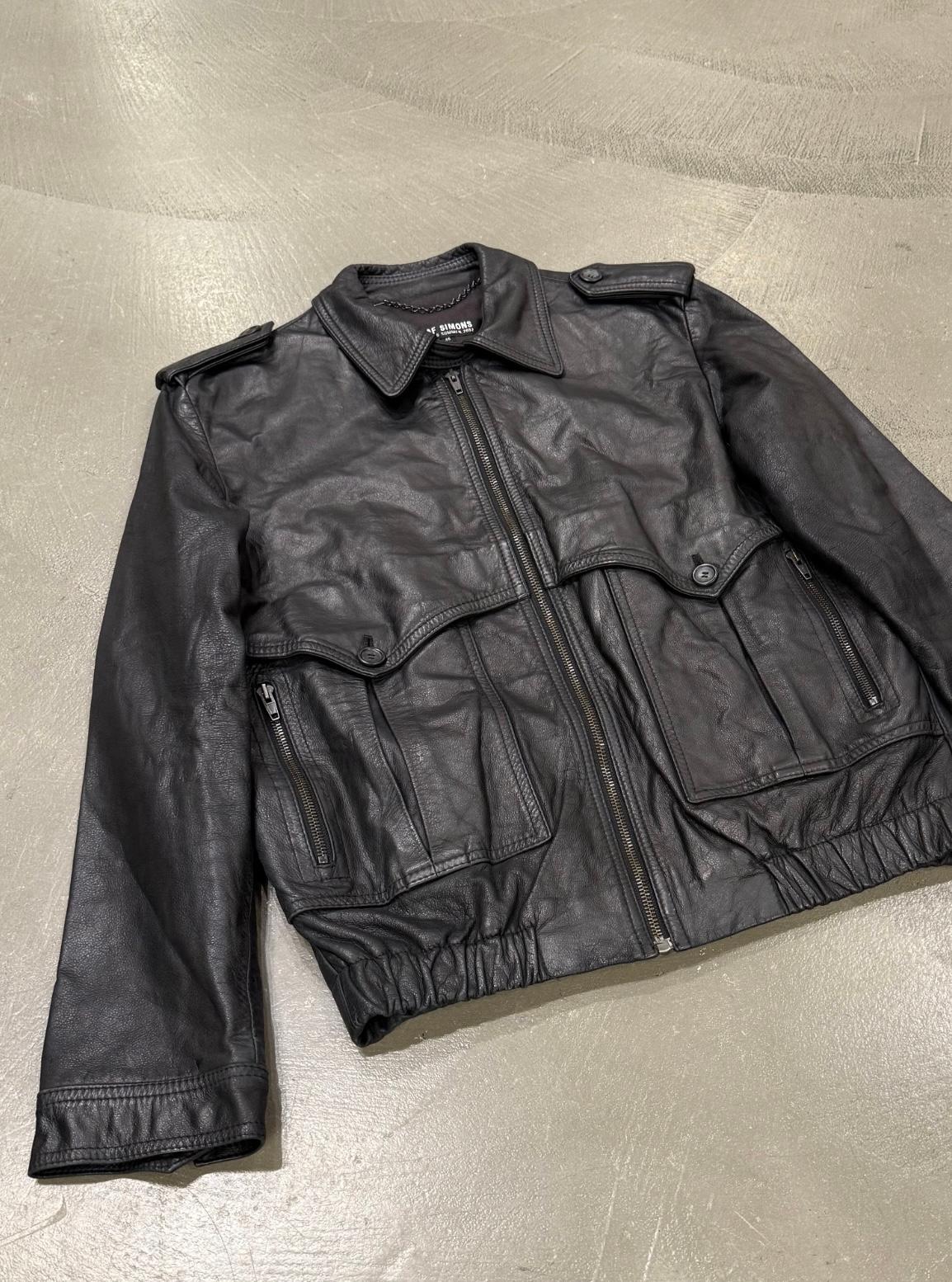 S/S2002 Raf Simons runway police cargo leather bomber jacket Excellent état - En vente à Padova, IT