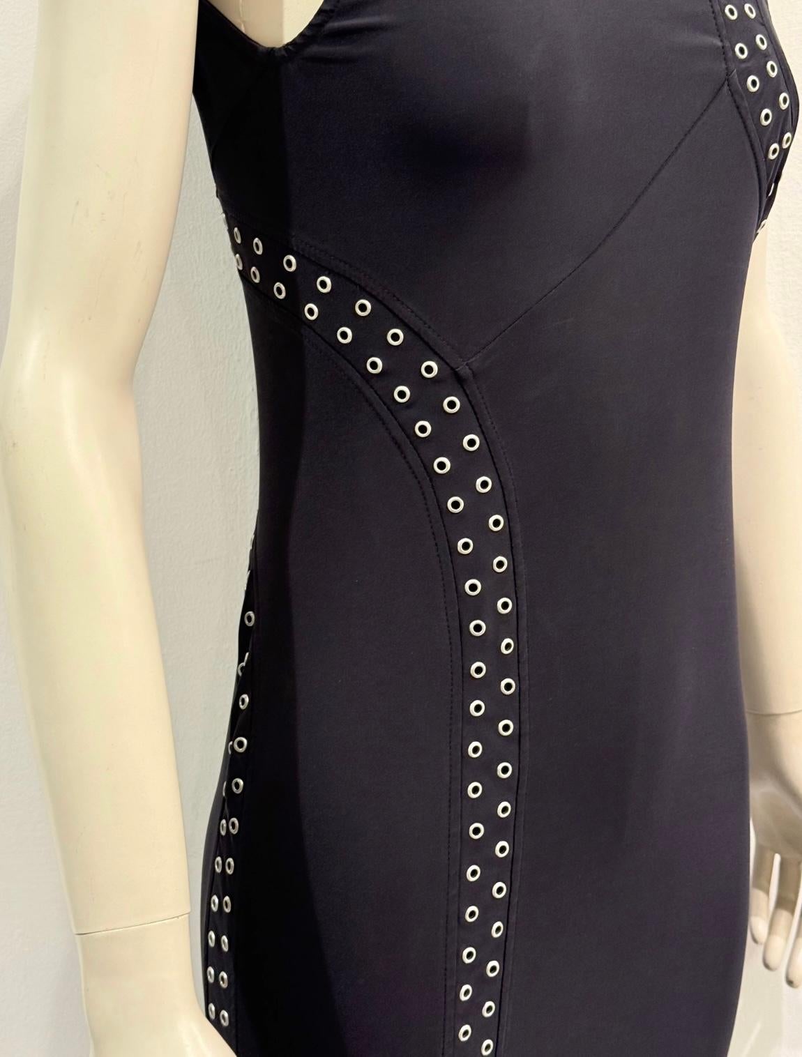 S/S2003 Gianni Versace Laufsteg Bodycon Ausschnitt Kleid im Angebot 1