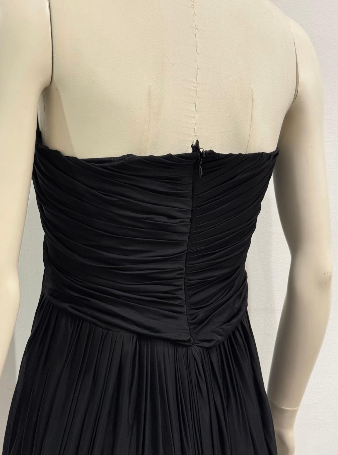 Mini robe en mousseline de soie drapée sans bretelles pour le défilé S/S2005 Alexander McQueen Pour femmes en vente