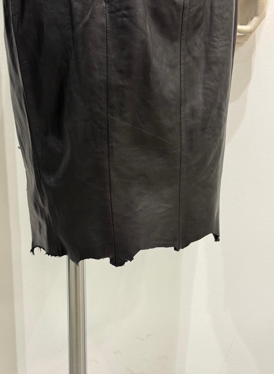 S/S2011 Balmain by Christopher Decarnin jupe en cuir à épingles de sûreté en vente 3