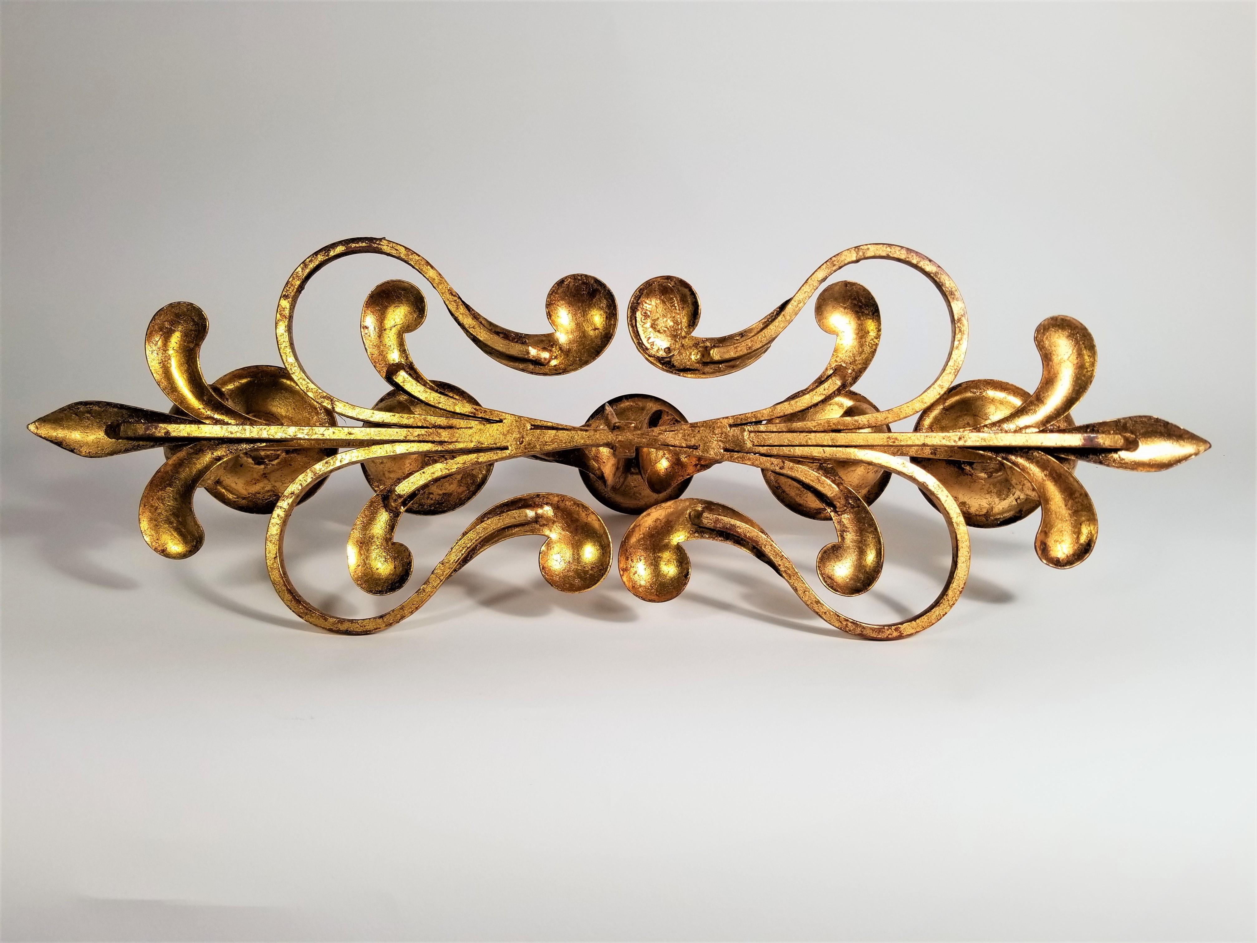 Signé S. Salvadori  Chandelier doré, années 1950  Fabriqué en Italie en vente 9