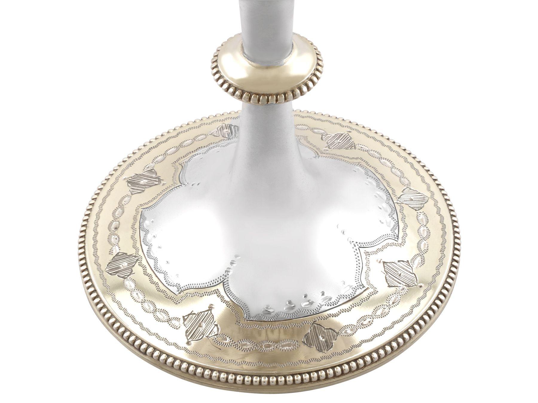 Fin du XIXe siècle S Smith & Son - Gobelet victorien en argent sterling dans une boîte en vente
