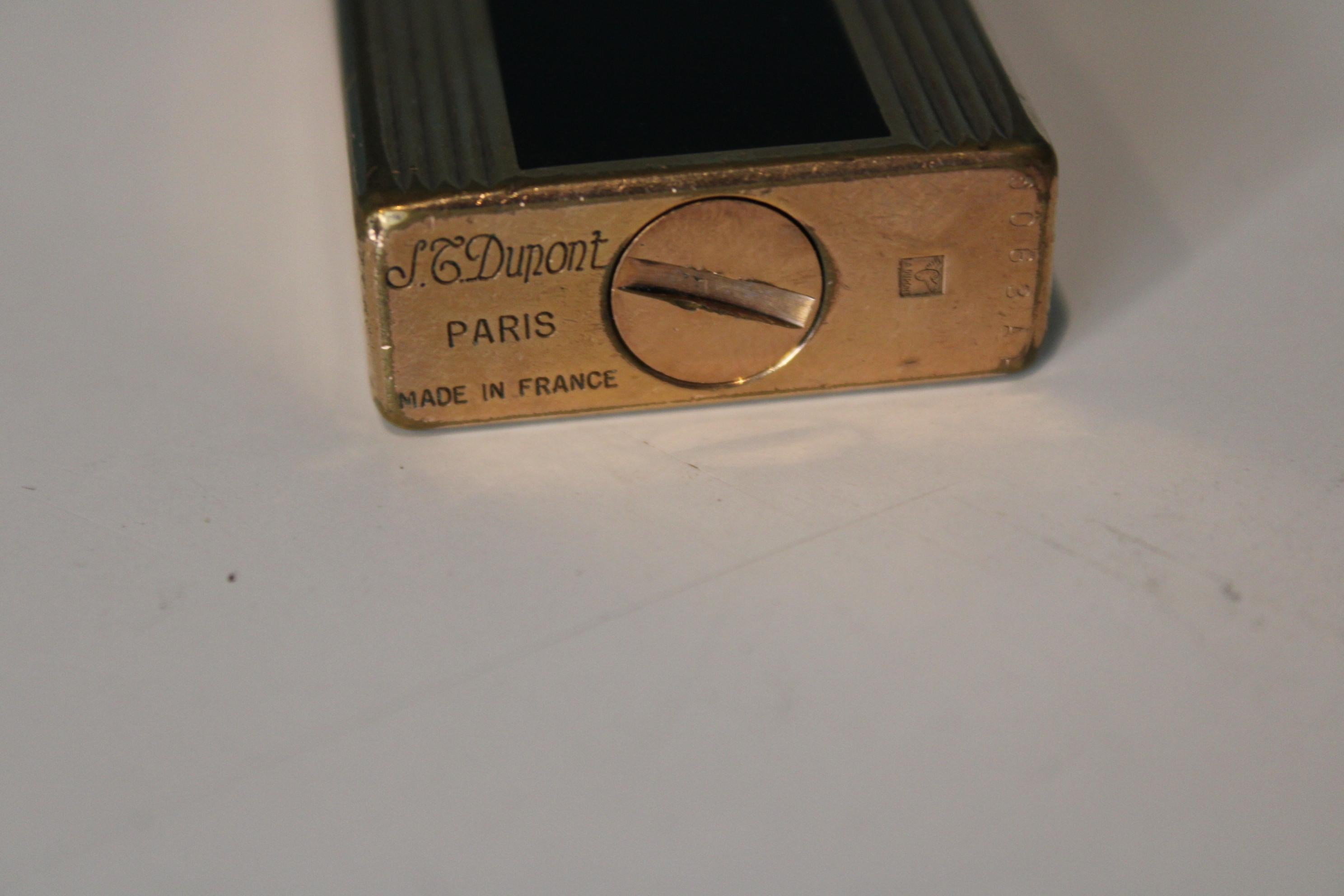 S. T. Dupont Lighter, Gold Plated, Hallmark In Good Condition In Paris, FR
