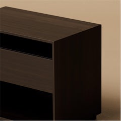 Table d'appoint S.04 / Noyer ébonisé par Lusano