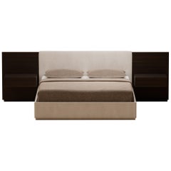 S.05 Cama Tapizada con Mesas Auxiliares Empotradas / Nogal Ebonizado by Lusano