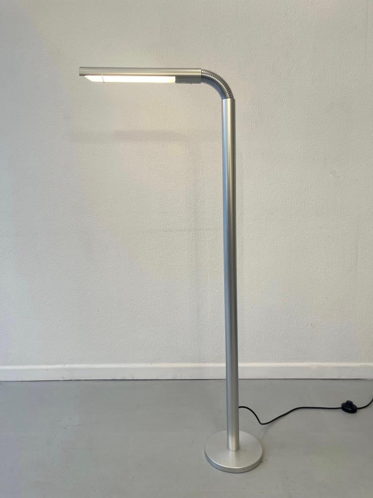 S1 Adjustable Aluminum Floor Lamp by Rico & Rosemary Baltensweiler, Switzerland For Sale 5