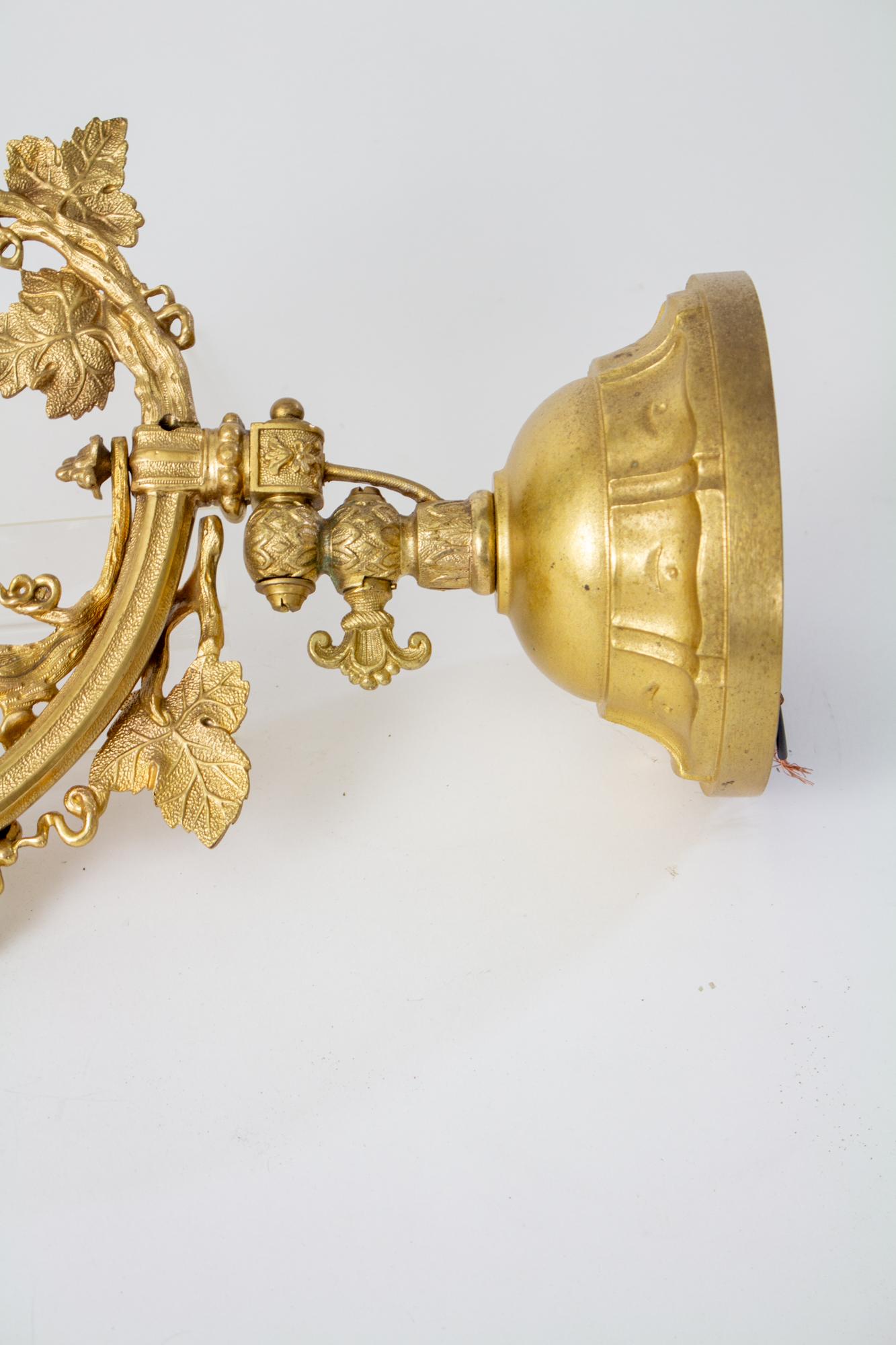 American S119 19th Century Henry Hooper Gilt Bronze Rococo Sconces For Sale