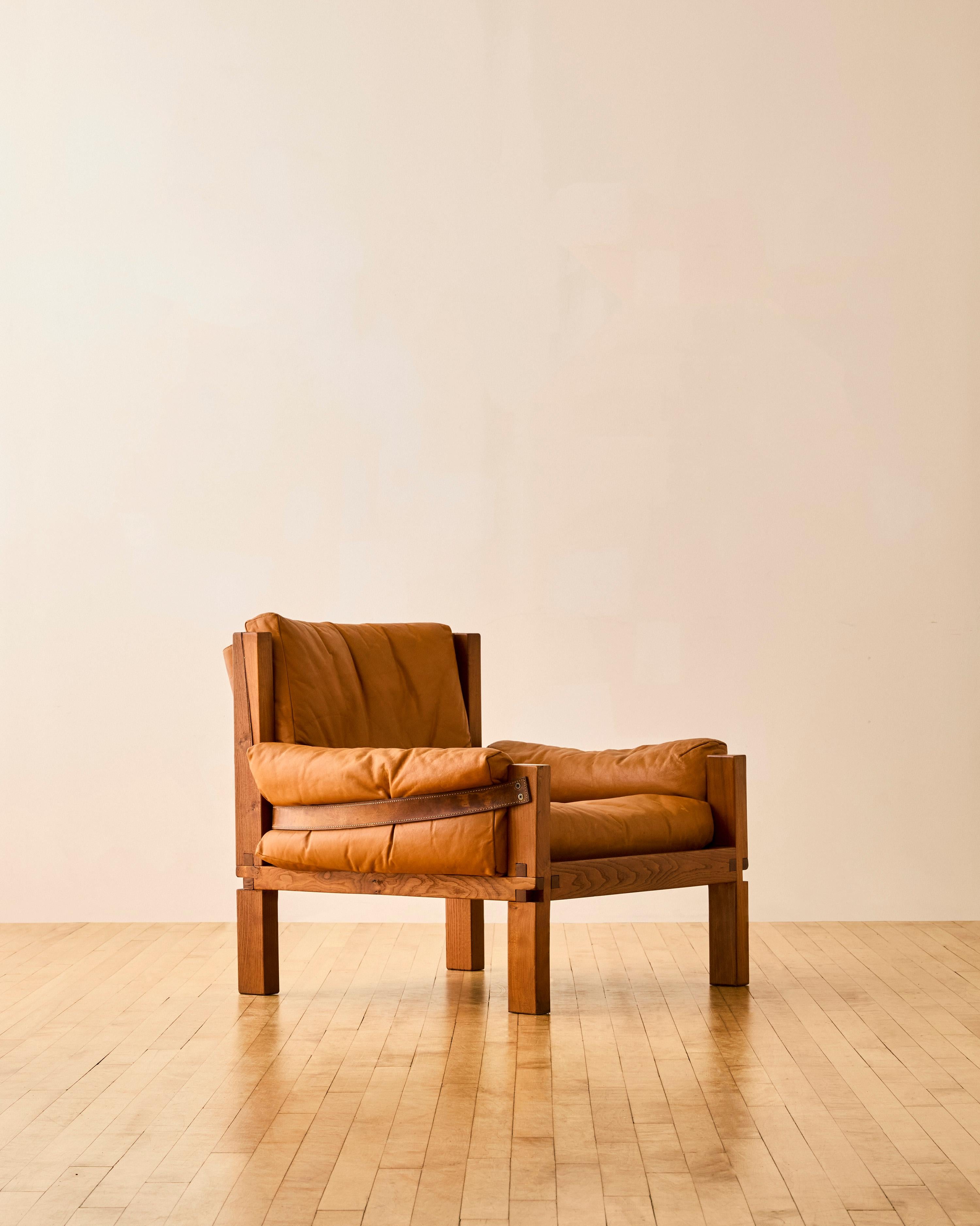 Français S15 Armchair by Pierre Chapo en vente