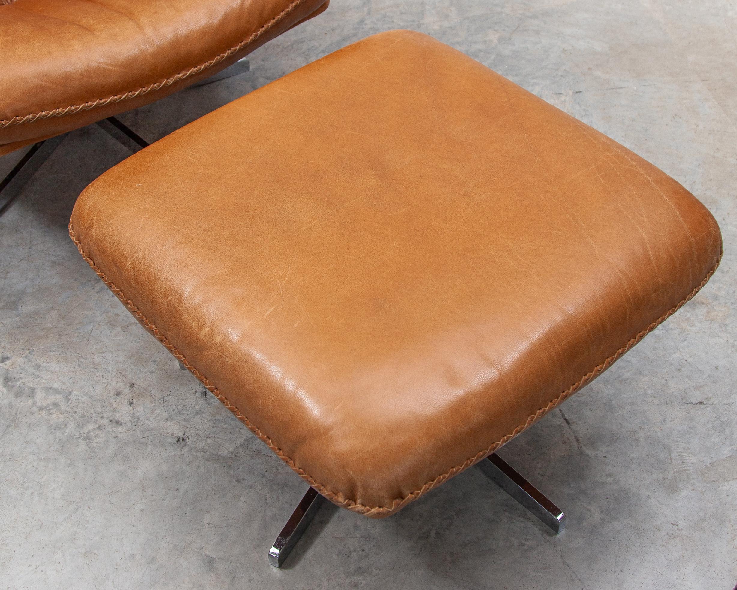 S231 Swivel De Sede Camel Leather Lounge Chair with Footstool, 1970s For Sale 7