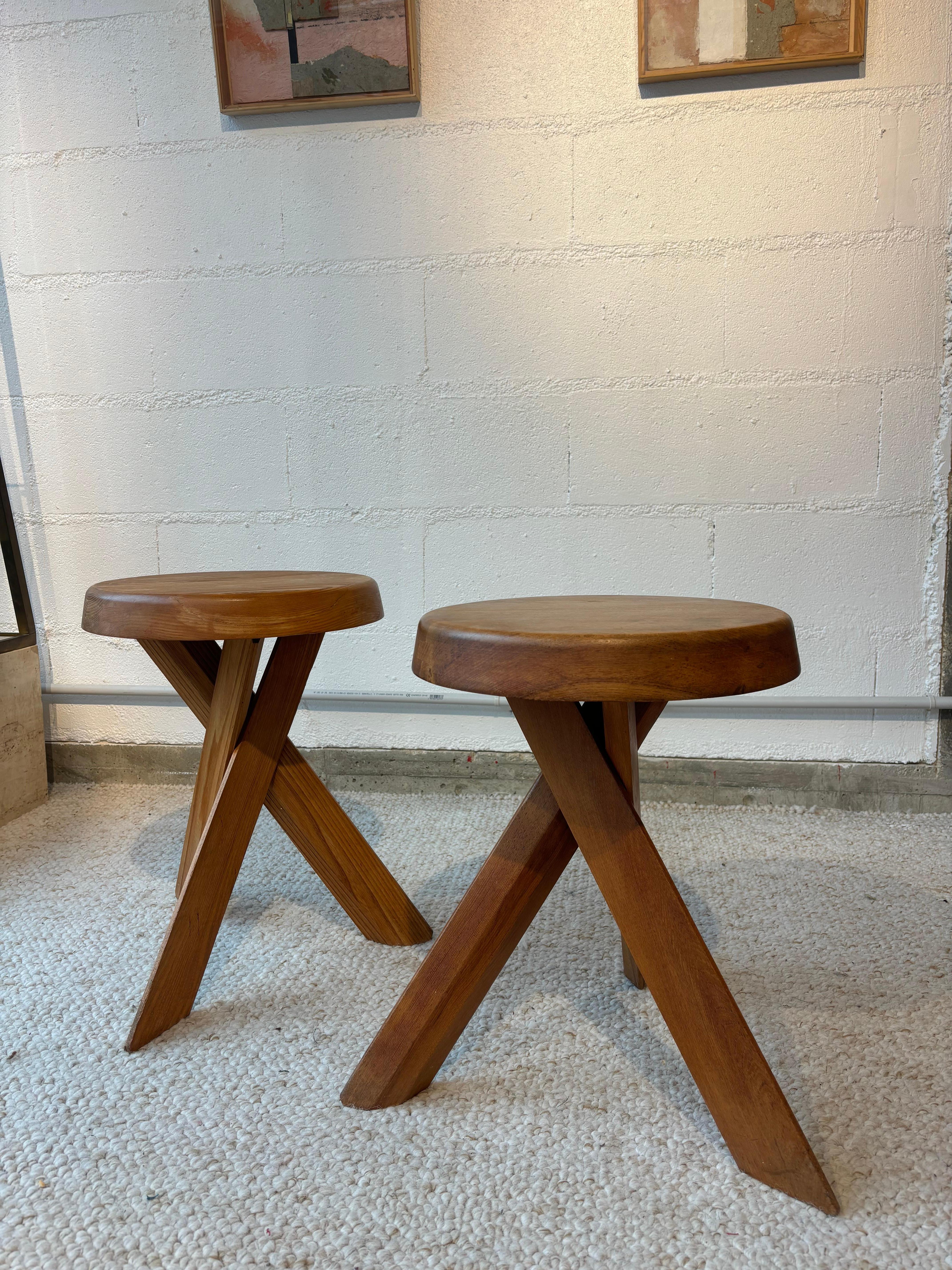 S31 oder Sfax hocker von Pierre Chapo (Ulmenholz) im Angebot