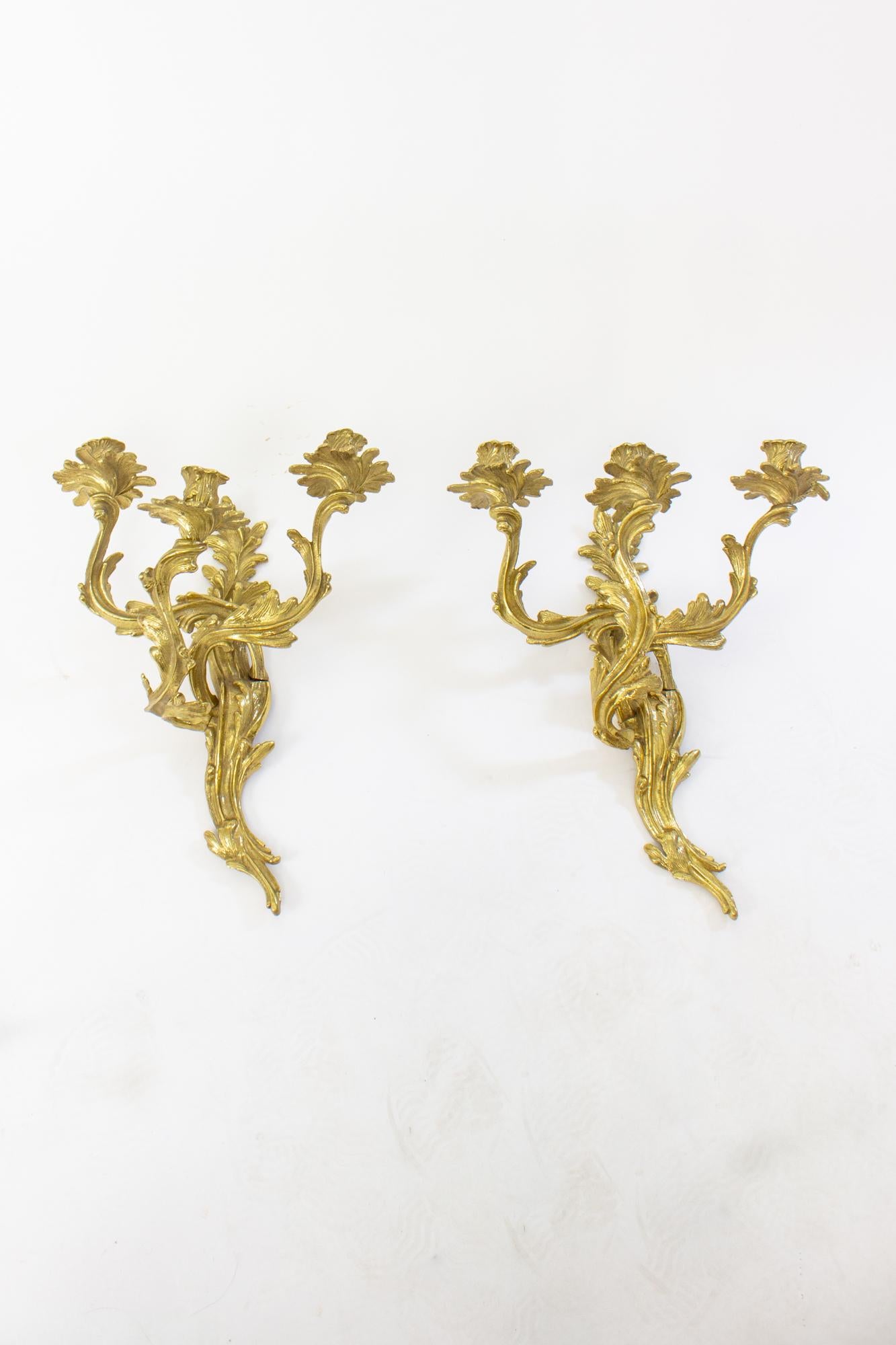 S392 Mid 20th Century Brass Louis XV Style Sconces - a Pair For Sale 7