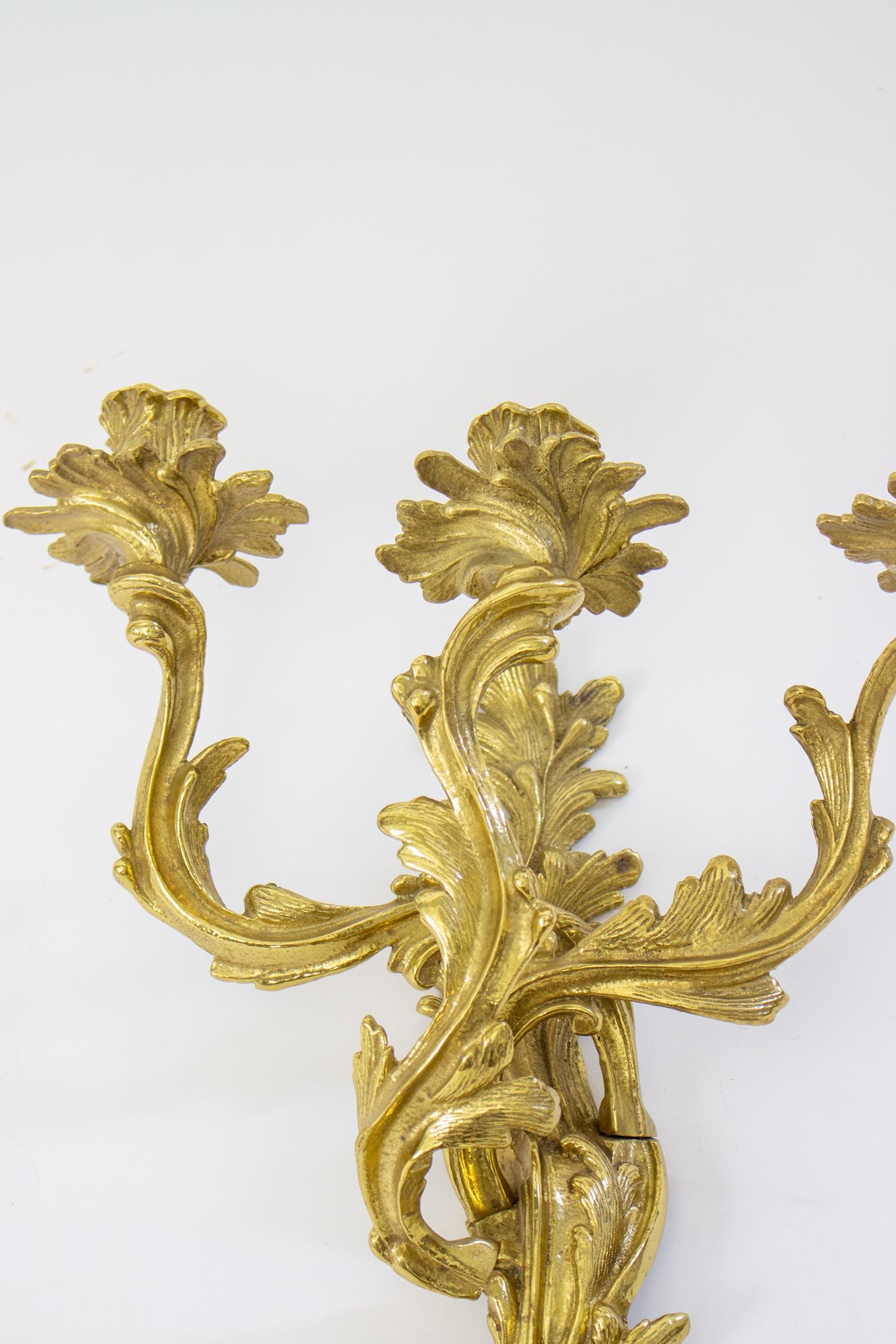 S392 Mid 20th Century Brass Louis XV Style Sconces - a Pair For Sale 5