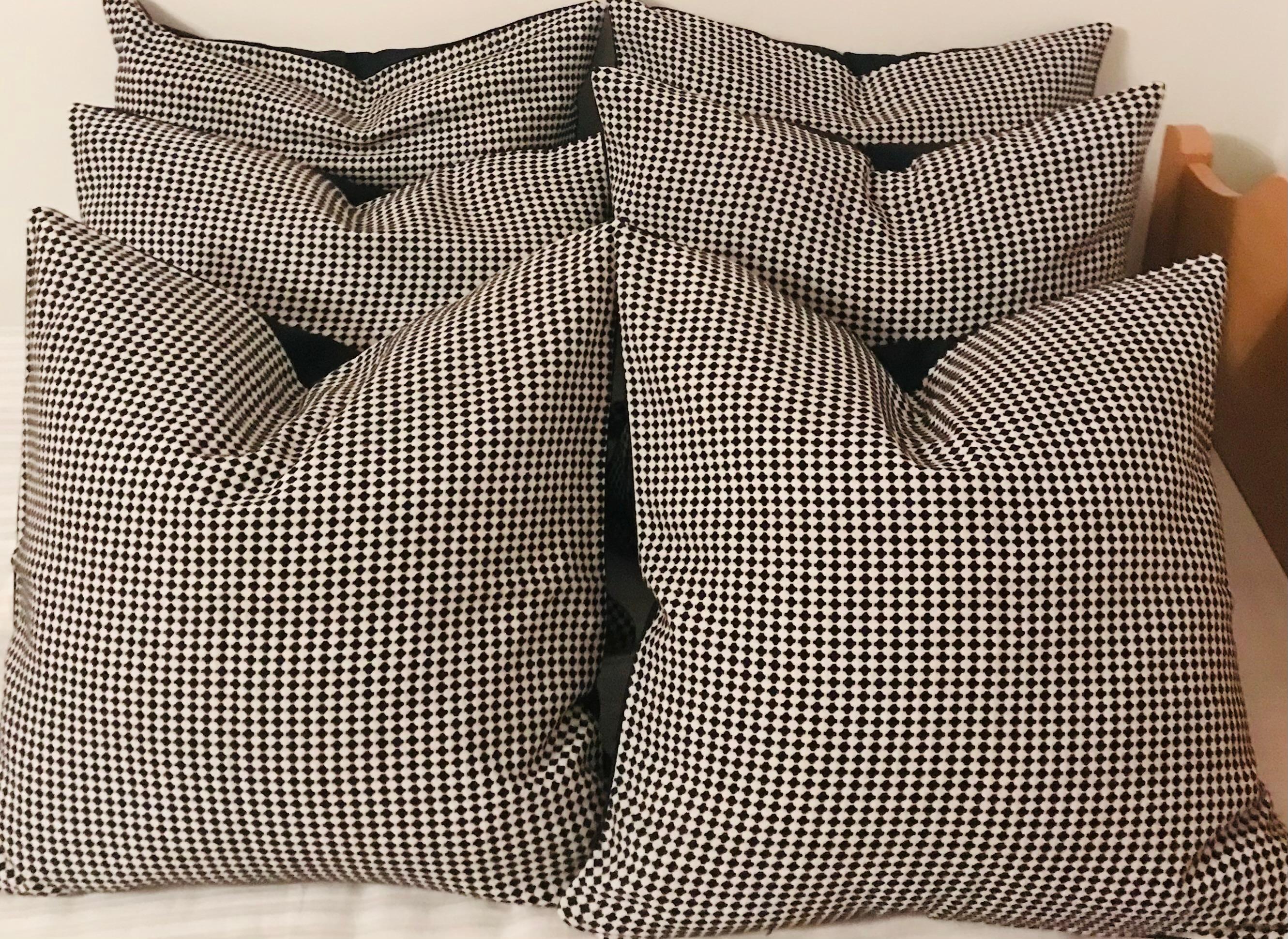 Autrichien S6 Color Block Geometric Feather Downs Pillows Cases (Taies d'oreiller en plumes) en vente