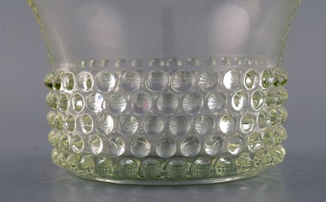 Scandinavian Modern Saara Hopea for Nuutajärvi, Two Bowls in Art Glass, Budded Design, 1960s-1970s For Sale