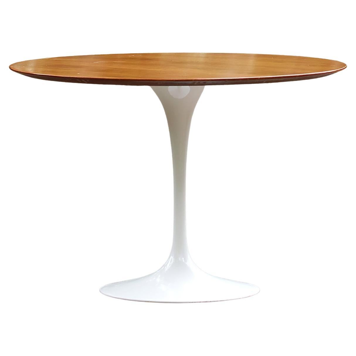 Table de salle à manger Saarinen 42 pouces pour Knoll en vente