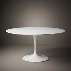 Saarinen 60" Round Tulip Pedestal Table in White Laminate by Knoll