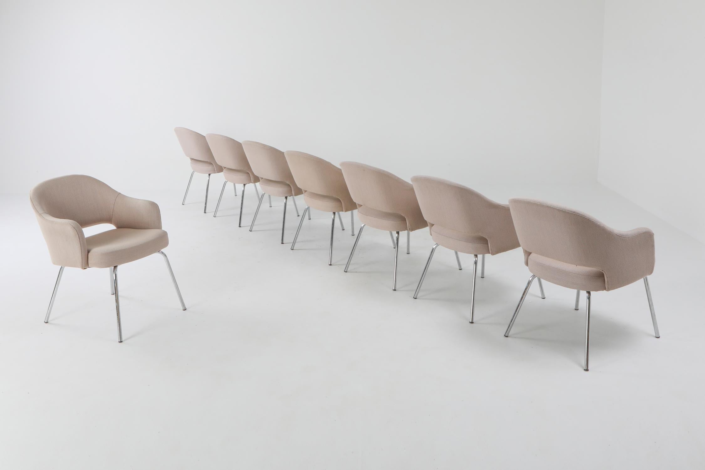 Eero Saarinen style set of eight dining chairs model 72, in metal and beige fabric, United States 1948.
These Mid-Century Modern pieces would make great office chairs as well.
Eero Saarinen (1910-1961) was a Finish-American architect who helped to