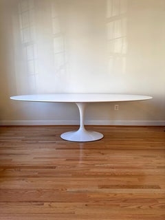 Saarinen Dining Table (Oval) by Eero Saarinen for Knoll
