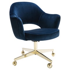 Retro Saarinen Executive Arm Chair in Navy Velvet, Swivel Base, Gold Edition