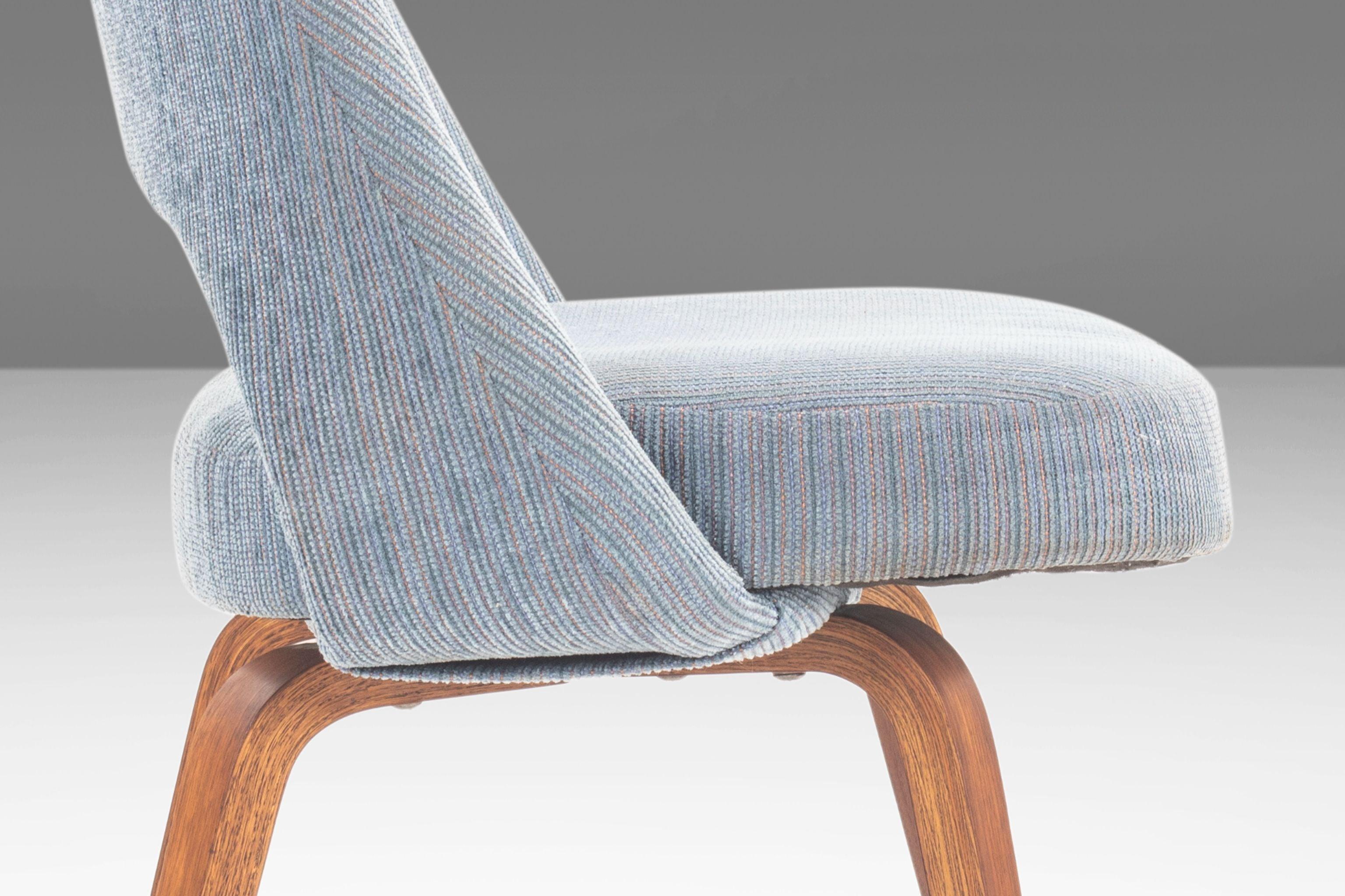 Saarinen Executive Armless Chair Bentwood Leg, Original Knoll Fabric, c. 1960s 3