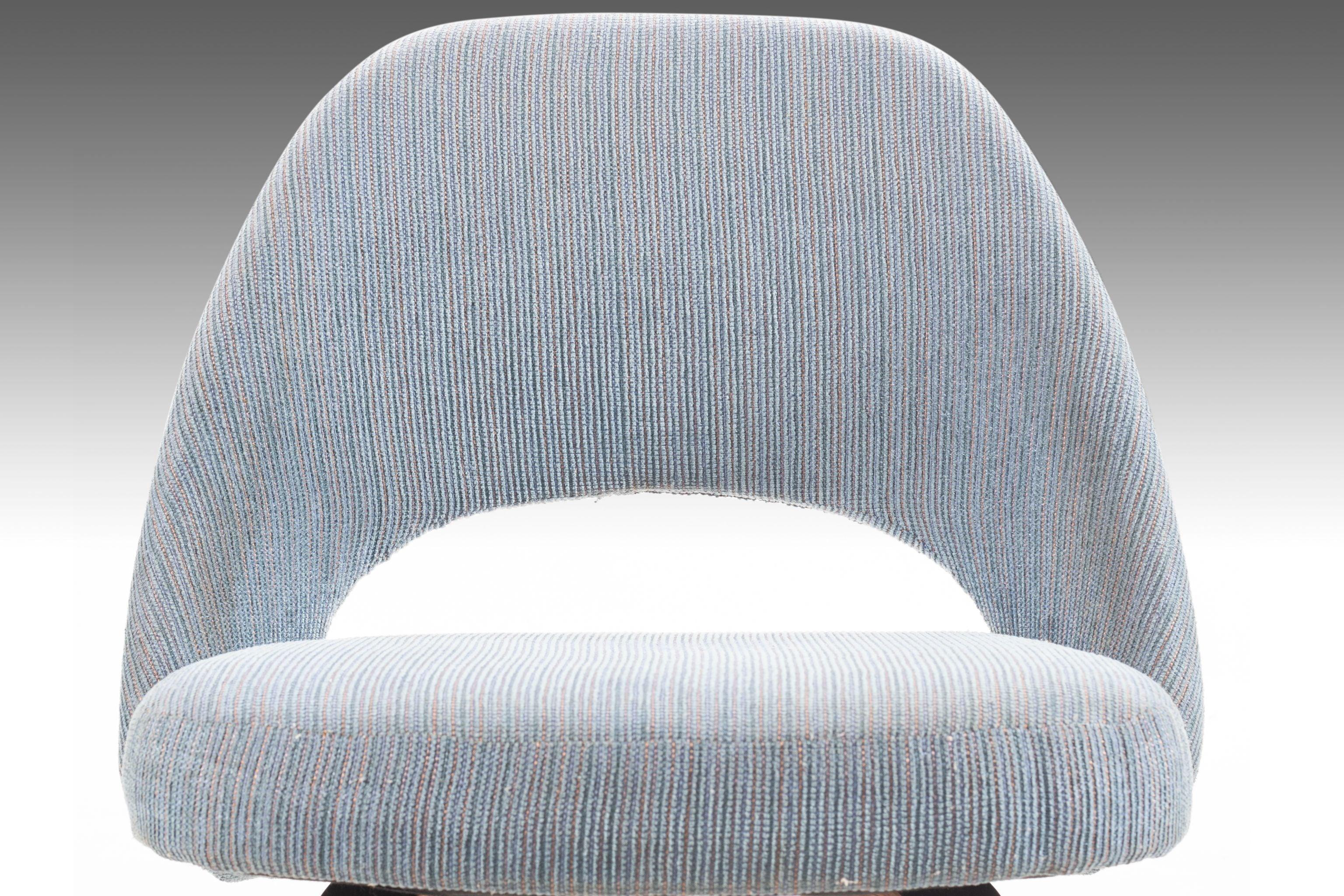 Saarinen Executive Armless Chair Bentwood Leg, Original Knoll Fabric, c. 1960s 5