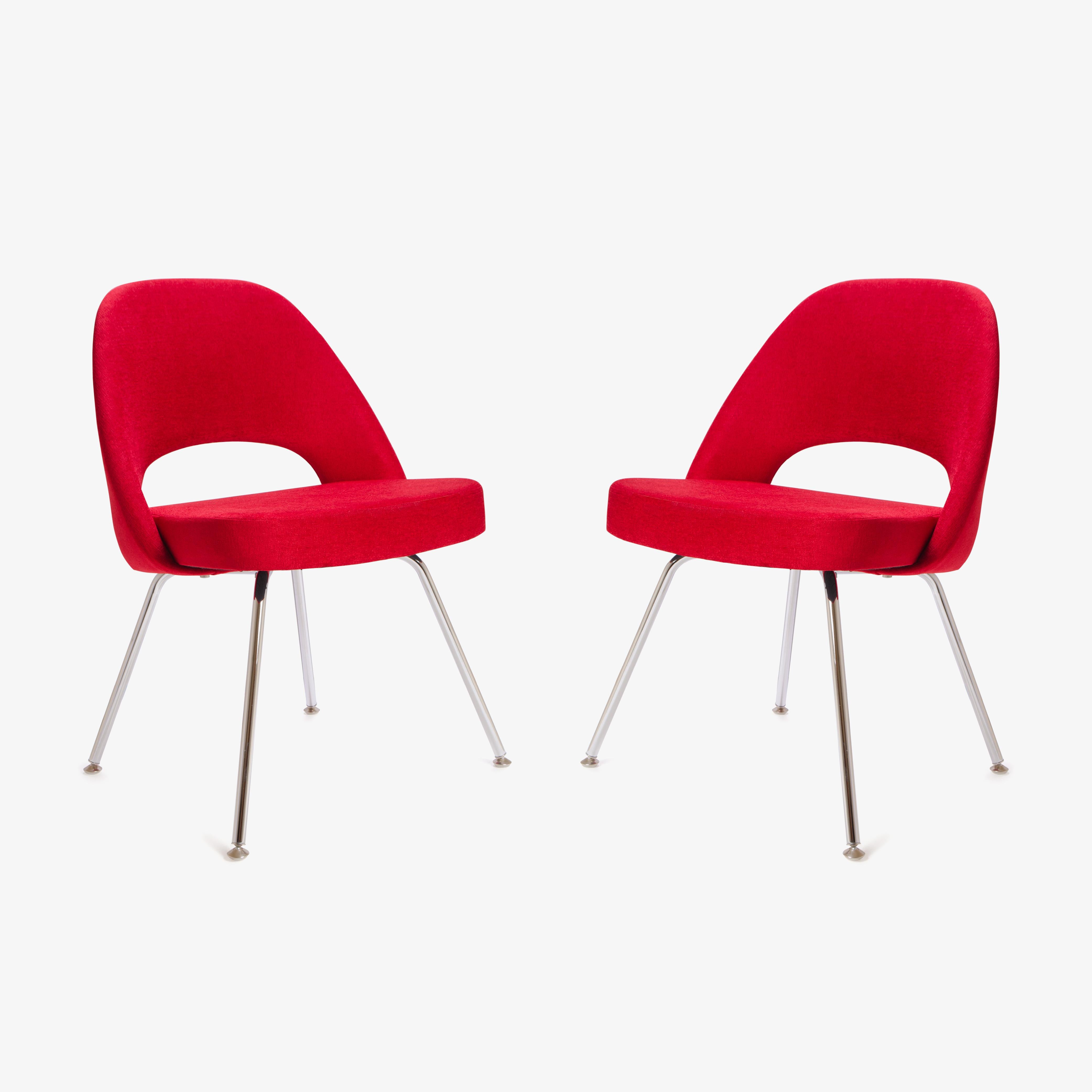 Saarinen Executive Armless Chair in Fire Red Fabric, Chrome Tubular Legs For Sale 1