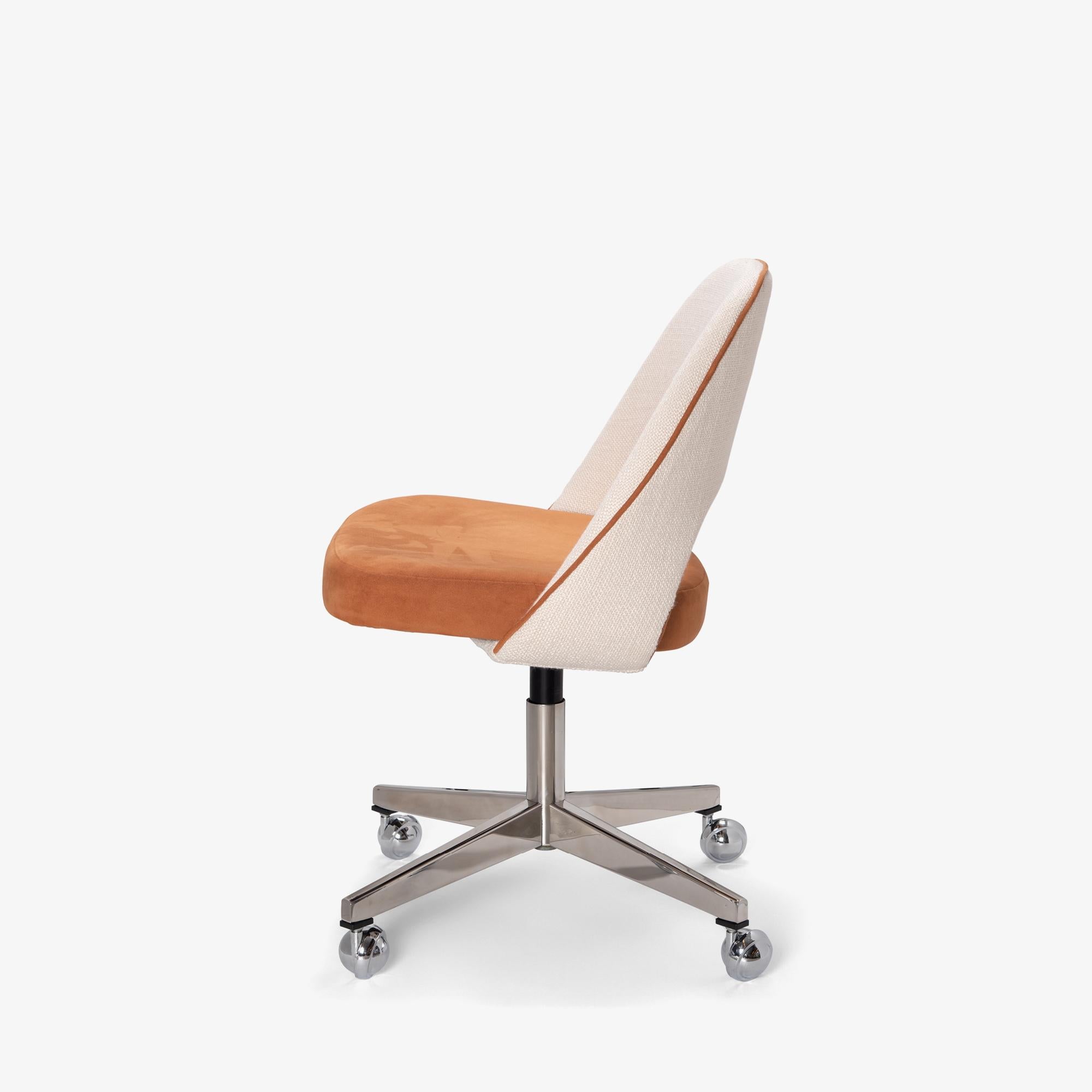 American Saarinen Executive Armless Chair in Ivory Weave & Saddle Ultrasuede, Swivel Base For Sale