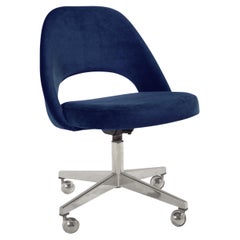 Saarinen Executive Armless Chair in Royal Blue Velvet, Vintage Swivel Base