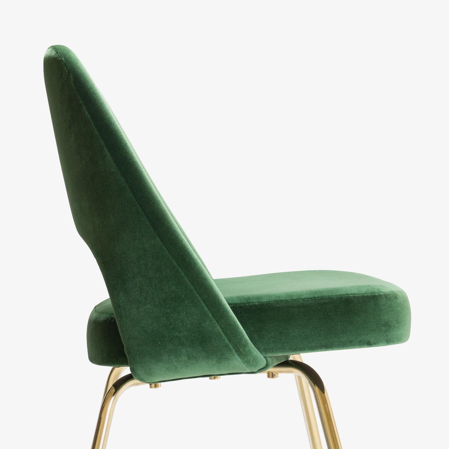 Mid-Century Modern Saarinen Executive Armless Chair in Emerald Velvet, Gold Edition For Sale