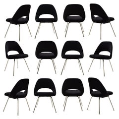 Saarinen Executive Armless Chairs aus Samt,  Verchromte Rohrfüße, 12er-Satz