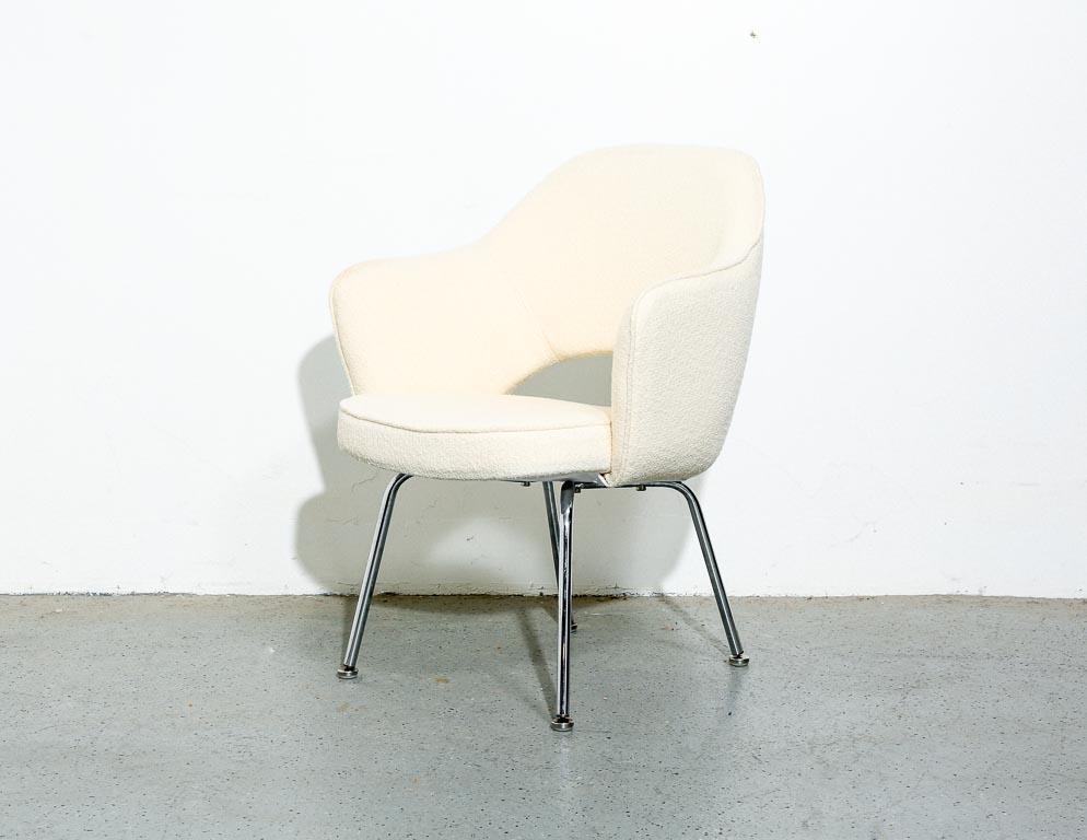 Mid-Century Modern Saarinen Executive Side Chair in Ivory Boucle